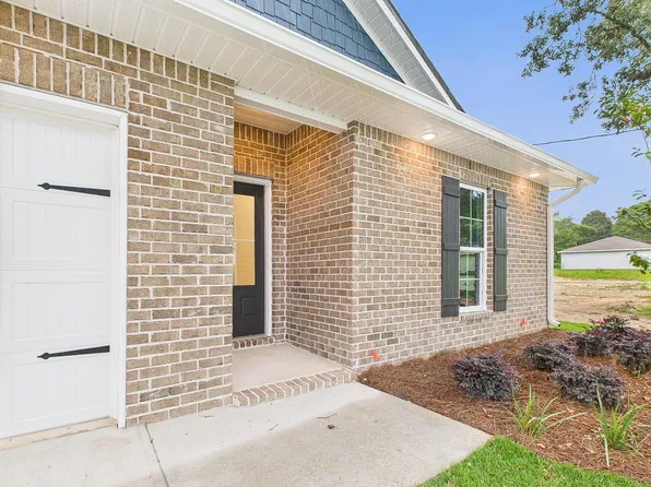 715 McKinney St, Niceville, FL 32578