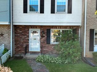 804 Woodlawn Cir, Chambersburg, PA