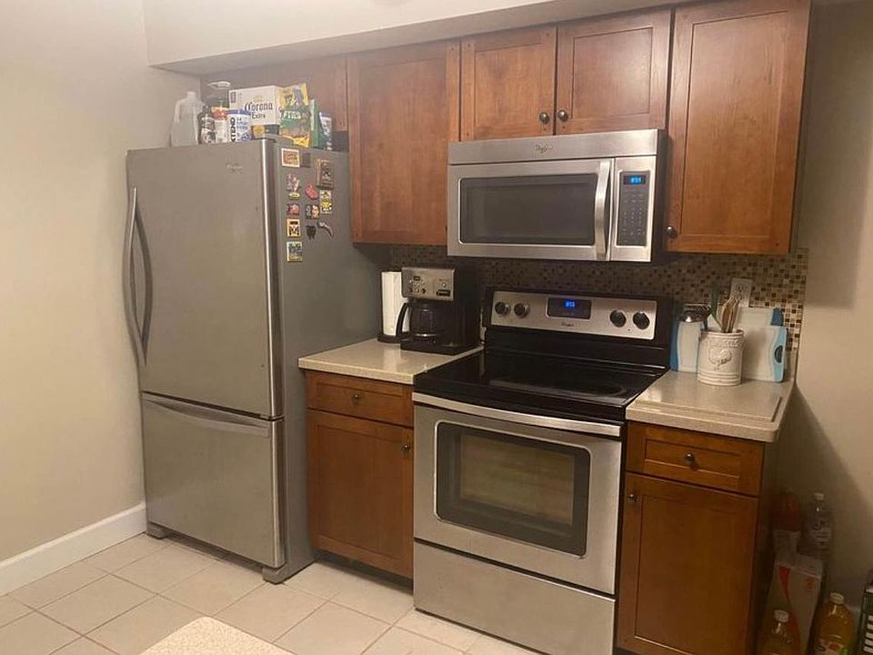 1st image of 302 Caribou Ct