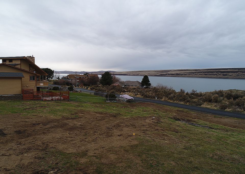1st image of 33987 Hill Top Dr