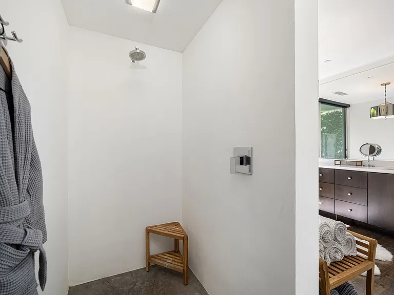 72975 Willow St — Photo 34