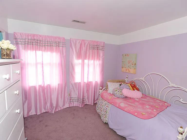2788 Pinewood Dr — Photo 16