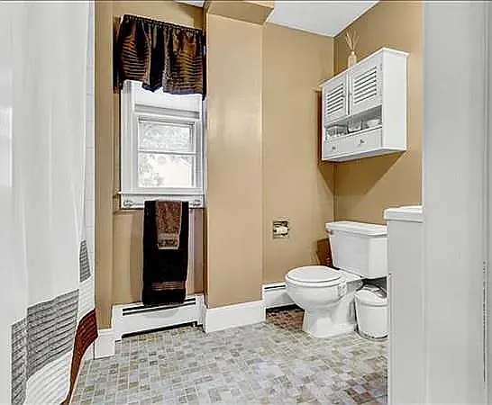 246 Essex St #2 — Photo 4