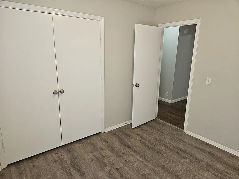 912 Seven Oaks Blvd — Photo 19