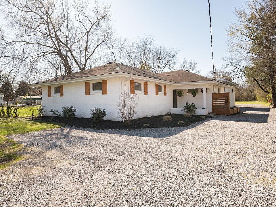 1st image of 4002 Woodbury Pike