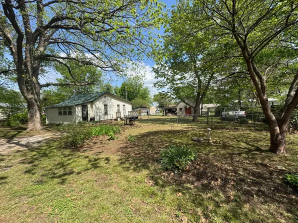 405 Turner Ave, Bernice, OK 74331