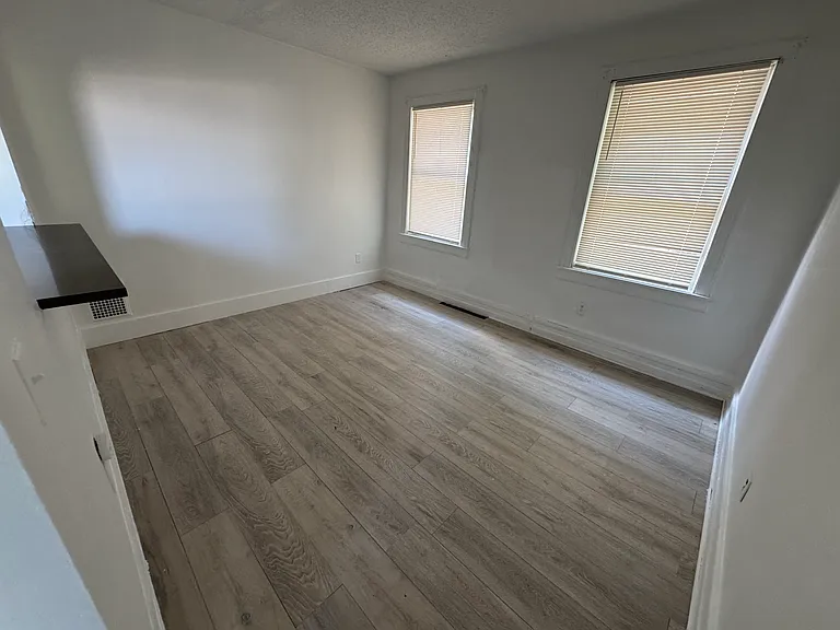 270 East Ave — Photo 6