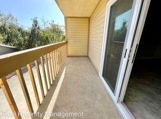 1435 N Vulcan Ave APT 4, Encinitas, CA 92024