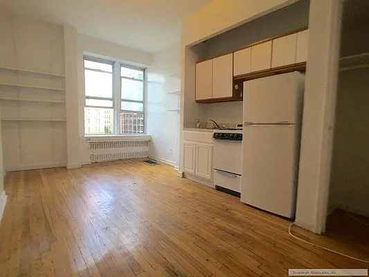 Rented by Sovereign Associates | media 6
