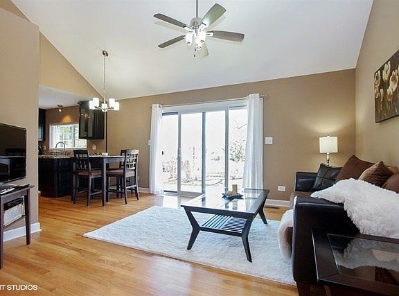 2nd image of 4543 Opal Dr