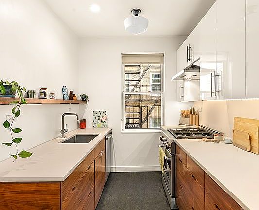 4th image of 35-53 77th St APT 3G