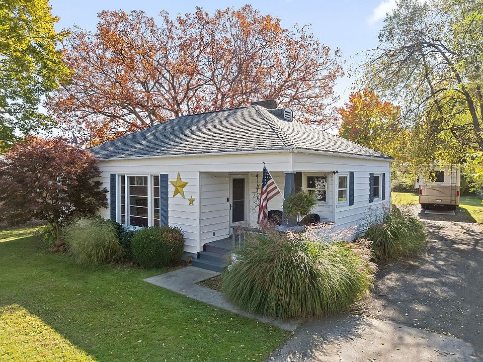 1st image of 14 Keeler Ave