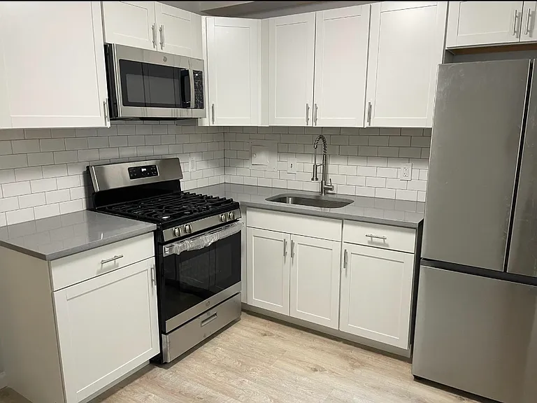 2401 H St NW #411 — Photo 1