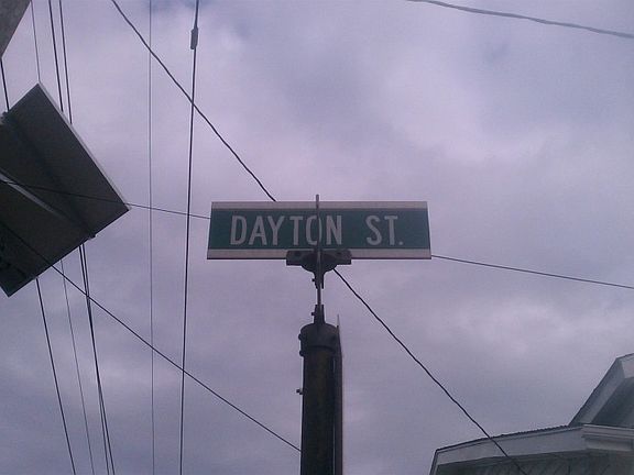 5th image of 412 Dayton St