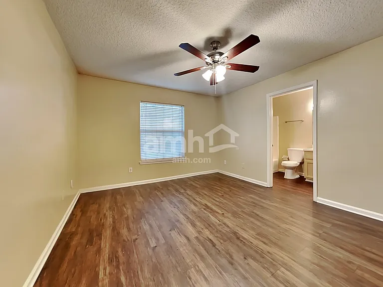 7829 Invermere Blvd — Photo 9