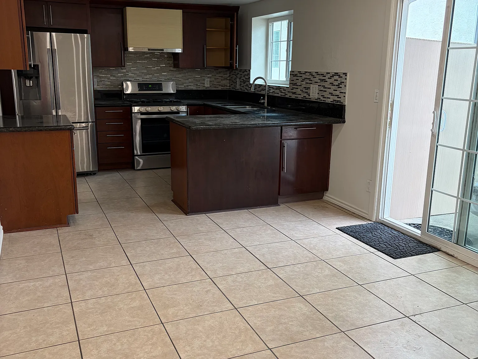 S Indian Summer Ave, West Covina — Photo 3