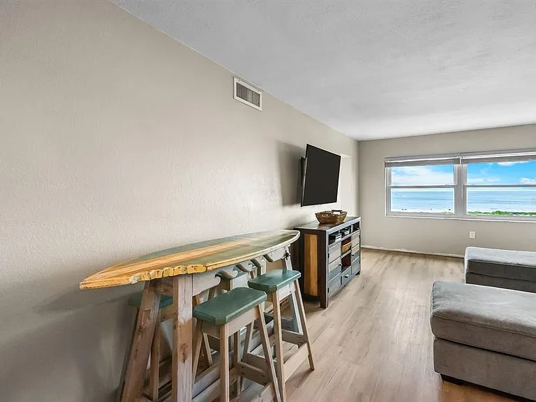 1270 Gulf Blvd #606 — Photo 18