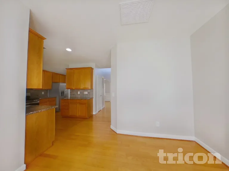 2625 Sierra Chase Dr — Photo 7