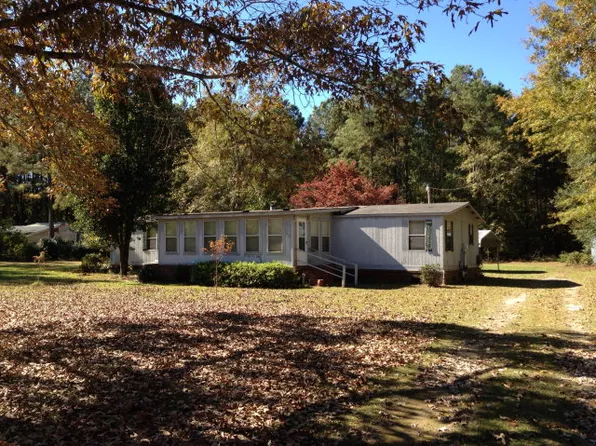 1098 Calico Ave, Manning, SC 29102
