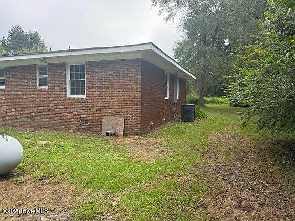 5th image of 190 Lealer Lyons Drive