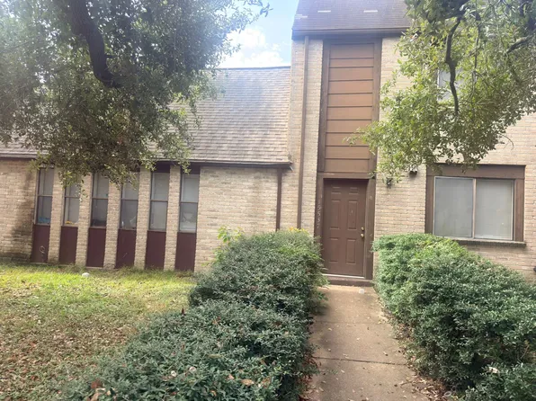 15537 Weldon Dr, Houston, TX 77032