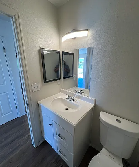 MAIN LEVEL POWDER BATHROOM.