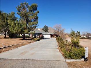 20084 Symeron Rd, Apple Valley, CA 92307