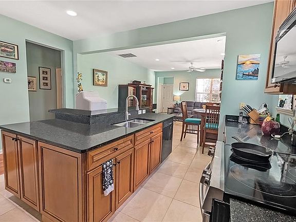 3rd image of 1114 TAPESTRY DRIVE