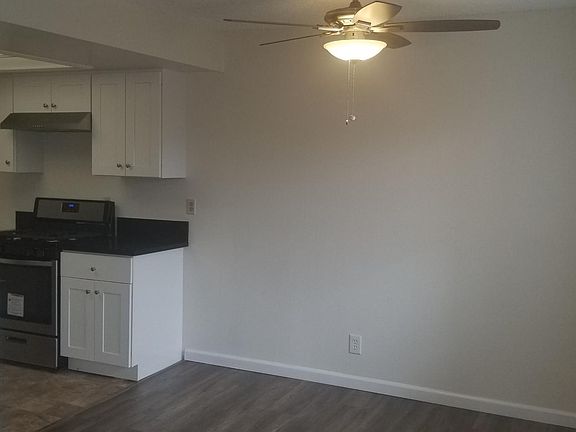 3rd image of 131 W Garfield Ave APT G