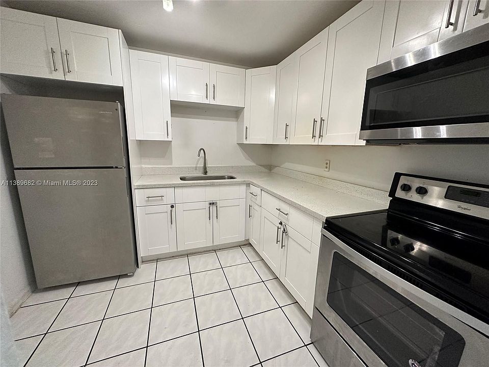 1st image of 15225 NE 6th Ave APT B304