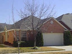 6916 Chaco Trail Front