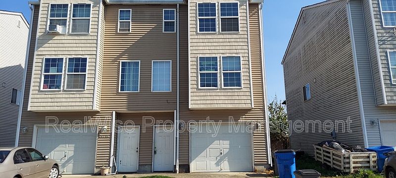 1st image of 5707 NE 135th Ave