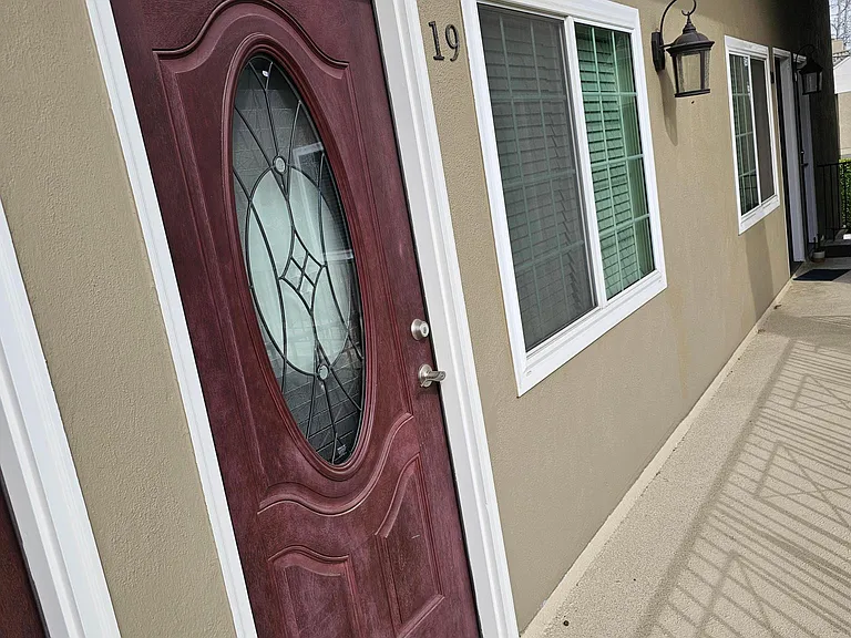 276 S Sierra Madre Blvd #19 — Photo 3
