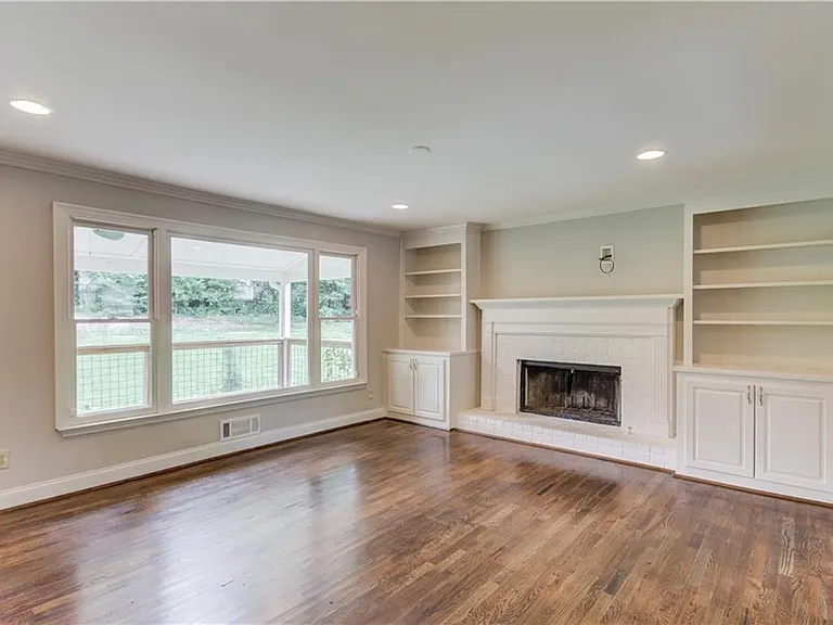 153 Lantern Ridge Ct — Photo 10