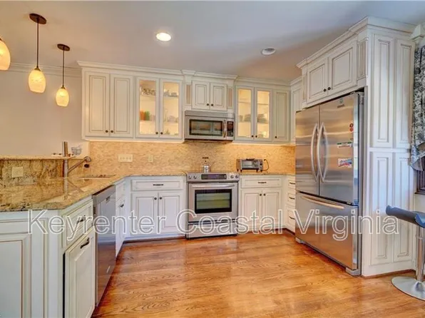 108 Commerce St, Smithfield, VA 23430