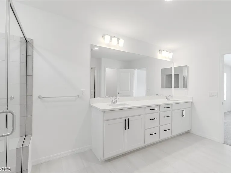 5749 Tioga Way — Photo 19