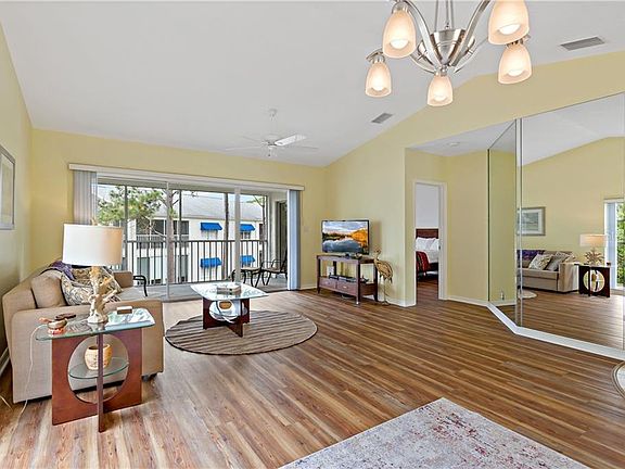 4th image of 11600 Shipwatch Dr APT 1411