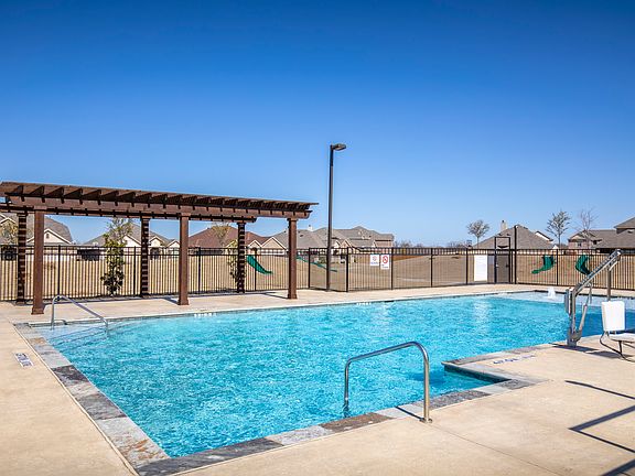 Community Pool = Summer fun!