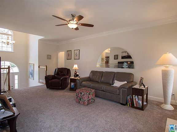 5th image of 136 Oaklyn Hills Dr