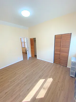 Rented by Rizos Realty Corp | media 4