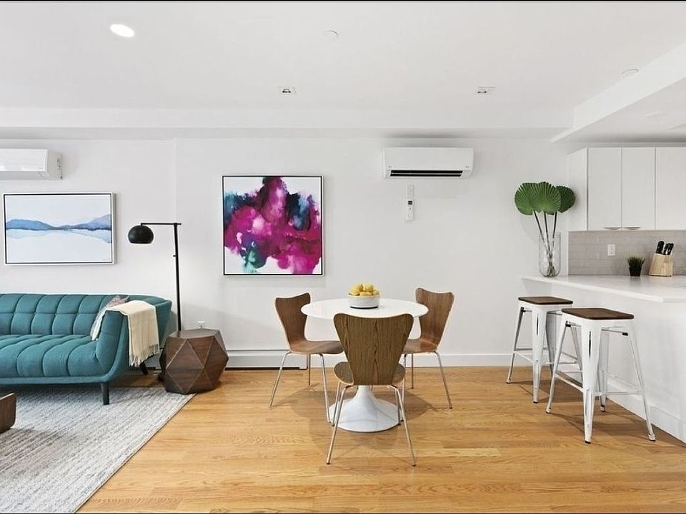 2nd image of 39 E 17th St APT 3B