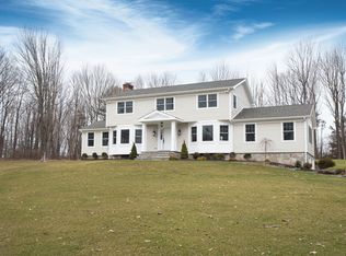 1267 Smith Ridge Rd, New Canaan, CT 06840