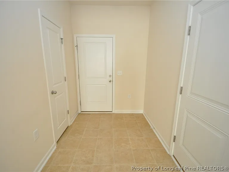 29 Whitesell Way — Photo 2