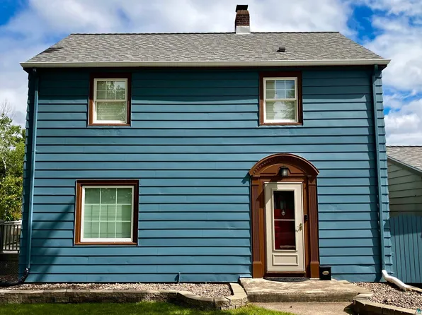 3406 E 4th St, Duluth, MN 55804