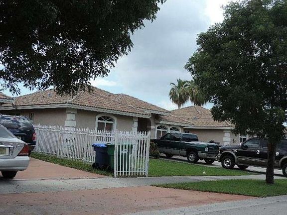 3rd image of 20503 NW 19th Ave