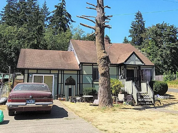 805 S 8th St, Shelton, WA 98584