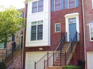 9425 Colonade Dr, Vienna, VA 22181