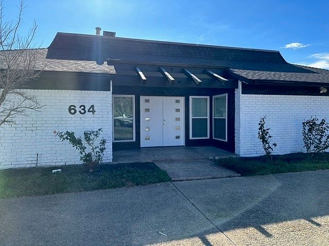 1st image of 634 Stillmeadow Dr