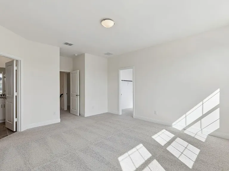 1013 Portina Dr — Photo 14