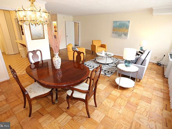 5th image of 4515 Willard Ave APT 2414S